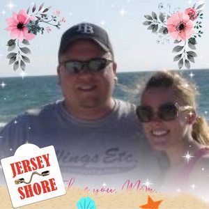 Meet your Posher, Laurie